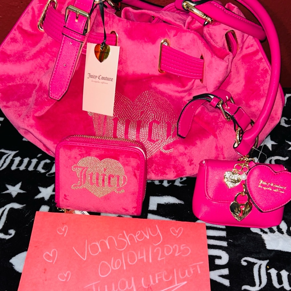 Juicy Couture Purses/Backpacks/Wallets